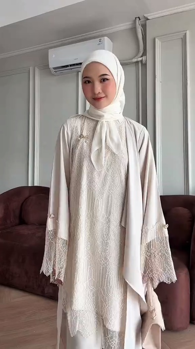 Kapan lagi dapat oneset 3in1 semurah ini secantik ini semewah ini cuma di blashfashion🥹😭 #FYP #kondanganstyle #FashionInspo #RacunShopee #OOTD