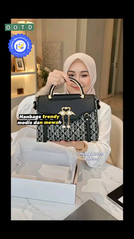 handbags selempang wanita mewah dan elegan #tastanganwanitakerenkekinian #tasselwmpangwanitamurahberkualitas #tasselempangwanitamewahdanelegan