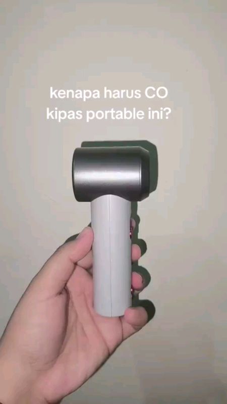 kipas portable anti ribet, ukuran sekecil genggaman tangan, batre awet#azko #azkokipasportable #kipasportable #kipasportablemini #kipasportablemurah