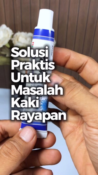 Salep kaki rayapan salep yunnan #salepkakipecah #salepkakirayapan #salepkakikering #salepkapalan #ViralDiShopeeVideo #SpillBawaBerkah #ShopeeLook