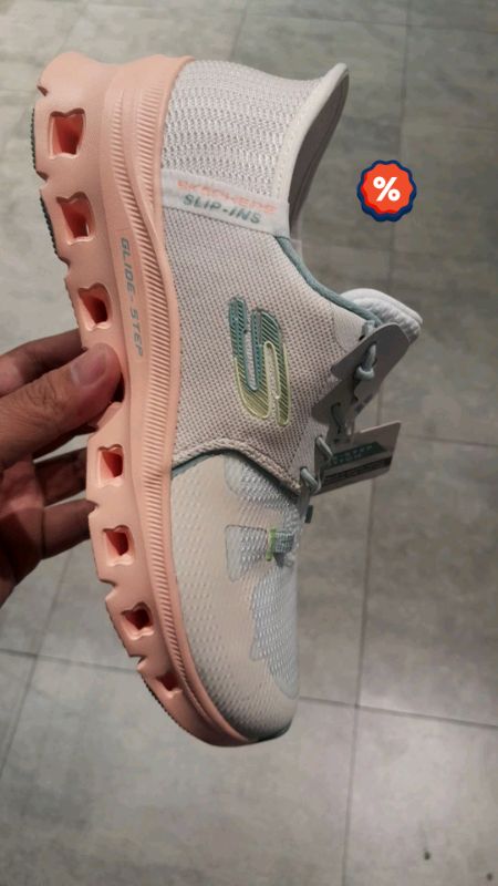 TERBARU ! #RacunShopee  #SpillBawaBerkah #ViralDiShopeeVideo  #DiskonRacunShopee #Diskon50Persen #ShopeeFashionHaul #skechers #sepatu  #ShopeeCOD #fyp