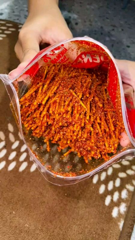 Mie Lidi Pedas Jeruk Ngoenah Snack #mielidi #snackviral #jajananviral #jajananjadul