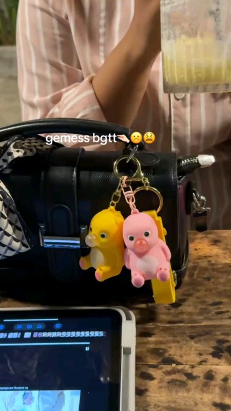 gantungan kunci nailong #gantungankunci #gantunganhp #nailongdino #gantungannailong #PromoNonStop