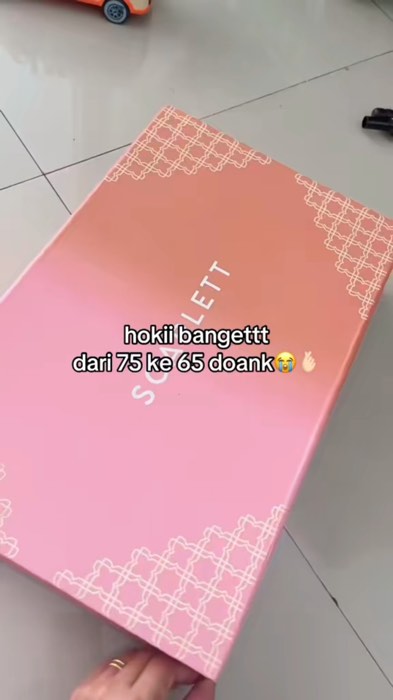 #scarlettbodyserum #scarlettbodylotion #scarlettparfum #parfumscarlett #parfumtahanlama #ViralDiShopeeVideo #fypシ #sweetmemories #parfummurah #parfume