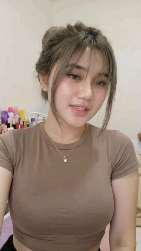 crop top wanita atasan crop top kaos crop top bodi fit kaos wanita crop top rib - kaos basic wanita strech#shopeevideo #chekoutyuk🥰🤗🥳