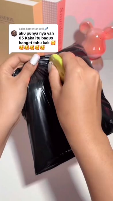 #RavayaBeauty #hanasui #hanasuilipcream #hanasuinextlevel #hanasuiofficial #hanasuilipstik #HanasuiMakeup #makeup #hanasuilipcream