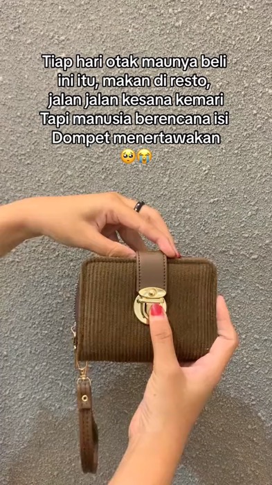 Dompet boleh kecil, isinya harus banyak😭😍 #taswanita #tasmurah #RacunShopee #keranjangshopee #taslokal #belilokal #keranjangoren