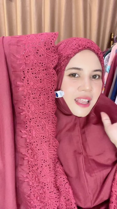 Promo kilat untuk hari ini mukena bordir Khadijah harga cuma 40 ribuan #GratisOngkirRP0 #SpillRacunShopee #SpillBawaBerkah #mukenakhadijah
