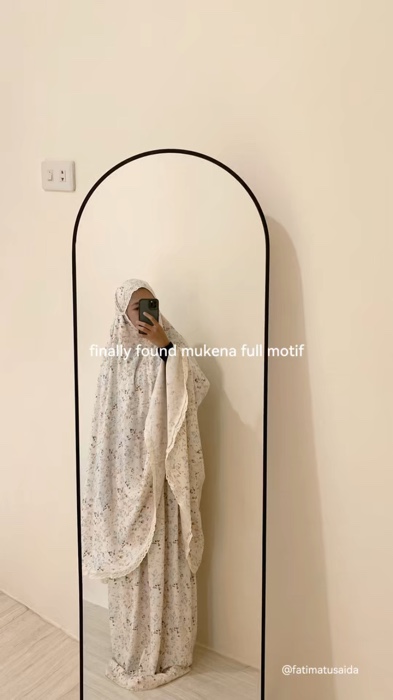 motifnyaa cakep bgttt bahannya juga adem poll!!!😍✨ #mukena #mukenamurah #mukenadewasa #mukenarayon #RacunShopee #mukenatraveling