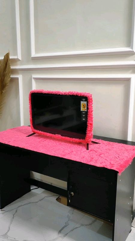1 set taplak meja tv ukuran 100×50 cm + Bando tv polos ukuran 14-32 inc .. cepetan fi order bun mumpung ada voucer potongan harga nya..!!#RacunShopee