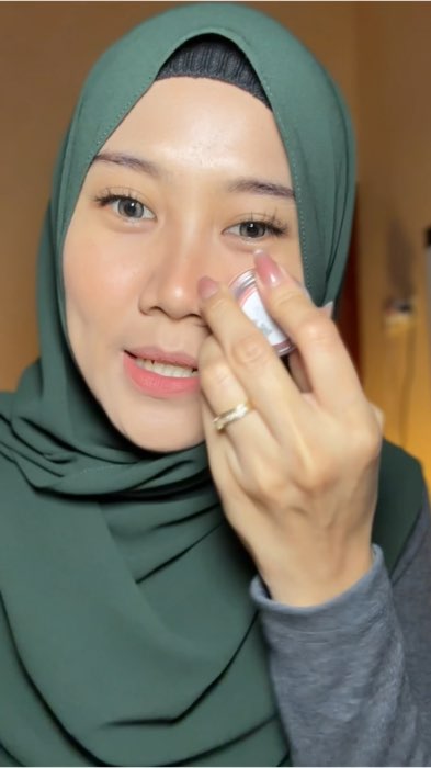 Blush on Hanasui #blushonviral #blushonstickviral #blushonhanasui #blushonmurah #blushonhack #blushonpraktis #blushon #RacunShopee #RacunShopeeCheck