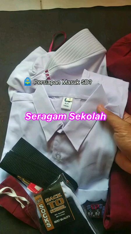 Bingung nyiapin perlengkapan sekolah anak? Tenang... semua udah lengkap dalam 1 paket! ? ? Seragam SD + Bonus Topi, Dasi, Sabuk, Kaos Kaki #MasukSD