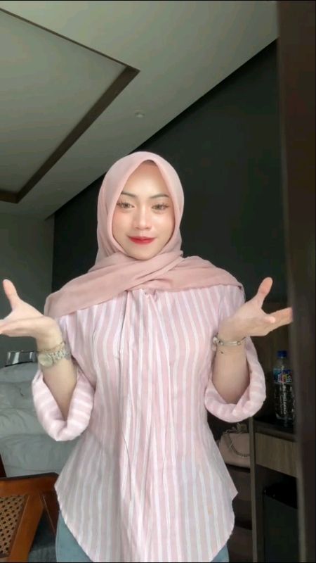 #blouse #fittedtshirt #ootdpink #racunshopeee