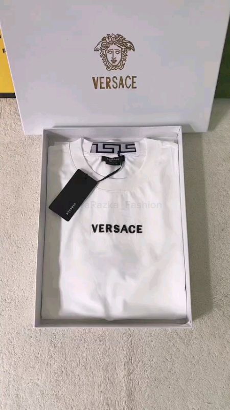 Tshirt Versace #RacunShopee #ShopeeLook #ShopeeFashionHaul #ViralDiShopeeVideo #GratisOngkirRP0 #GakNyeselBeliIni #fyp #luxury #tshirt #kaosmurah