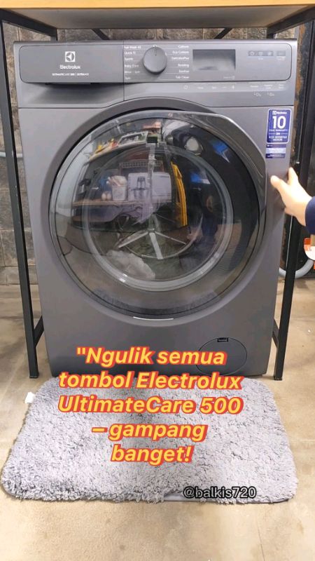 “Ngulik semua tombol Electrolux UltimateCare 500 – gampang banget! #mesincuci #frontloadingwashingmachine #electrolux