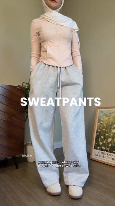 Sweatpants loose amicaa #OOTDFashionShopee #kulothighwaist #ViralDiShopeeVidio #RacunShopeeCheck #GratisOngkirRP0 #celanasweatpants #celanasweatpantsp