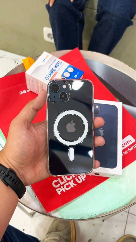 🤪🖤 #iphoneterbaru #iphone13 #ip13 #iphonemurah #iPhoneResmi #iphonebekas #iphonesecond #iphoneibox #iphonebeacukai #iPhoneInter #iPhoneGaransi