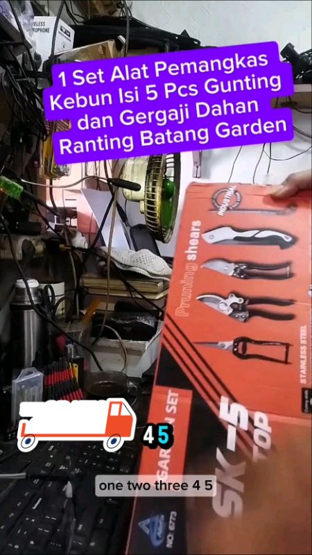 1 Set Pemangkas Kebun 5PCS – Gunting & Gergaji Lengkap, Potong Dahan Lebih Mudah!#AlatPemangkasKebun #GardenPruningSet #GuntingTanaman #GergajiDahan