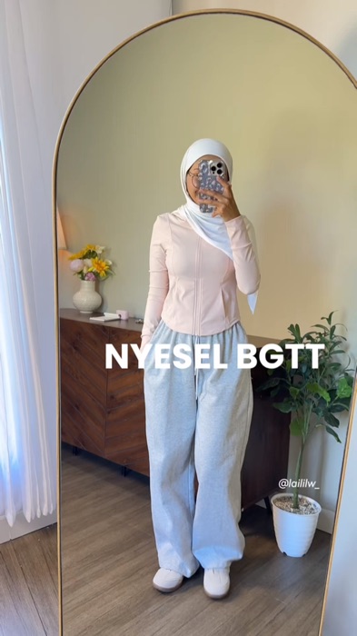 Sweatpants loose amicaa #RacunShopeeCheck #GratisOngkirRP0 #OOTDFashionShopee #ViralDiShopeeVidio #sweatpants #sweatpantsmurah #sweatpantswanita