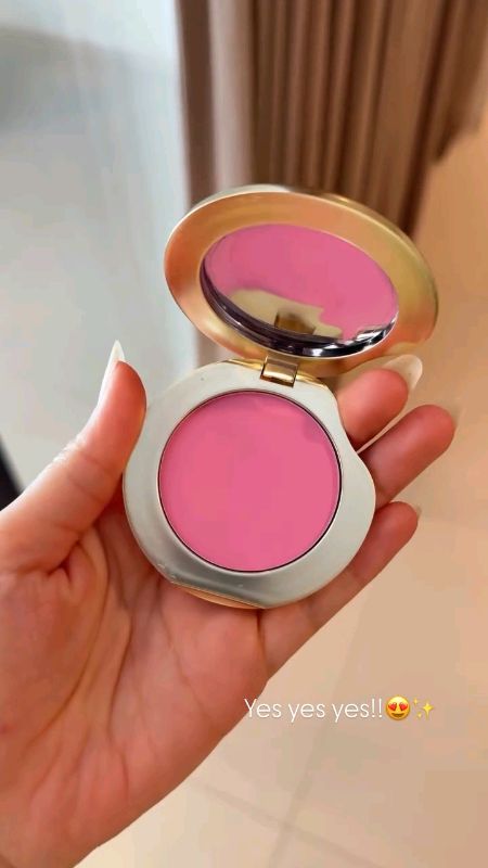 SOMETHINC ONE PIECE LIMITED EDITION VIVID GRADIENT POWDER BLUSH REVIEW BY ABEL CANTIKA