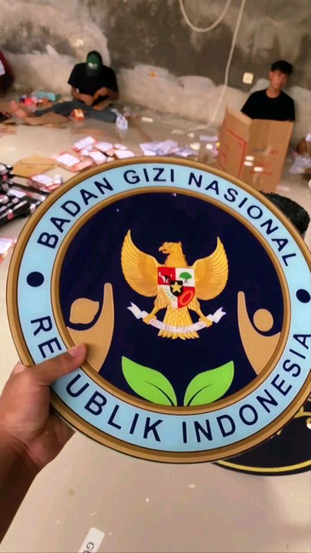 #ShopeeCOD #shopeevideofeedfyp #NeonBoxAkrilik #shopeevideofeed #RacunShopee #fyp