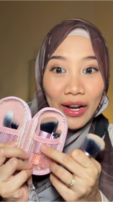 Brush make up set #brushmakeupmurah #brushmakeupset #brushmakeuptravel #brushmakeuppemula #ViralDiShopeeVideo #ShopeeBeautyHaul