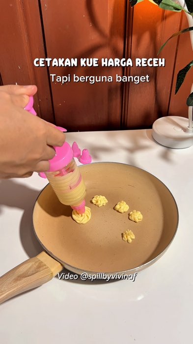 Cetakan kue harga receh #cetakankue #cetakankuekering #SpillRacunShopee #TermurahDiShopee #GratisOngkirRP0 #SpillBawaBerkah