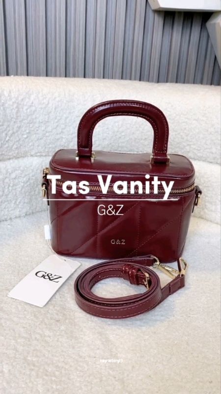 Tas wanita Izabel Handbag ini dari G&Z. model yang unik jadi daya tariknya😍🥳#handbag#slingbag#SpillRacunShopee #ViralDiShopeeVideo#RacunShopee#spil