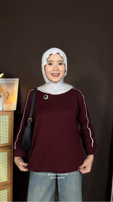 Asli warna burgundynya beneran cakep poll😱😍#OOTDFashionShopee #DiskonRacunShopee #Diskon50Persen #SpillRacunShopee #kaos #kaosmurah #ShopeeFashionHa