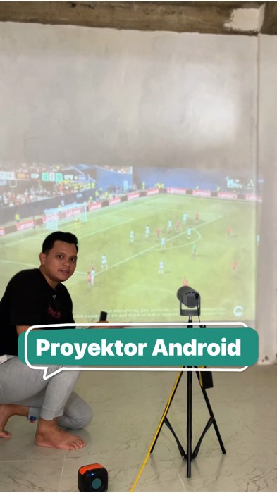 Nonton piala dunia sekarang bisa dengan layar yang lebar dengan menggunakan proyektor android ini #proyektor #proyektorandroid #proyektormini
