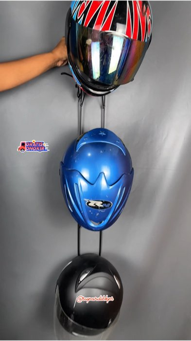 rak helm dinding #ShopeeCOD #ViralDiShopeeVideo #GratisOngkirRP0 #GakNyeselBeliIni #RacunShopee #rakhelmgantung #rakhelmdinding