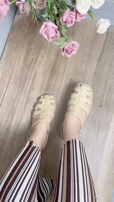 sendal wanita kekinian#sendalwanita #sendalmurah #sendaljelly #RacunShopeeCheck #fypdongggggggg
