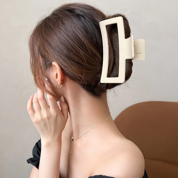 Jepit Rambut Jumbo Korea Matte 12.5cm Kuat
