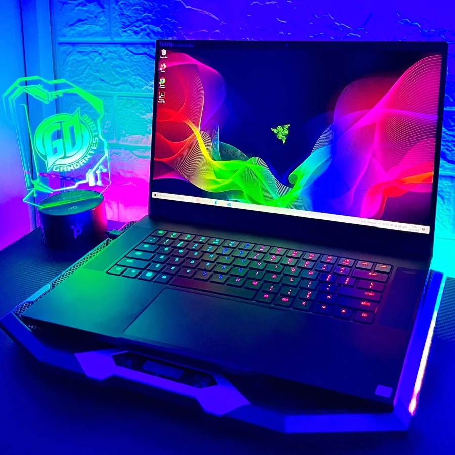 Razer Blade 15 Slim i7 RTX 2070 Gaming Laptop