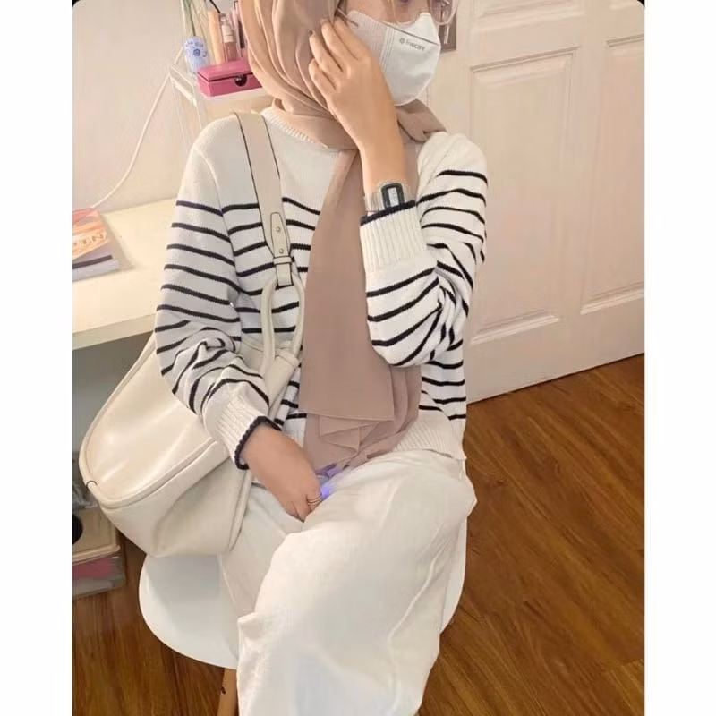 EIRA SWEATER RAJUT STRIPE PREMIUM .SWEATER KNIT OVERSIZE POLET STRIP GARIS