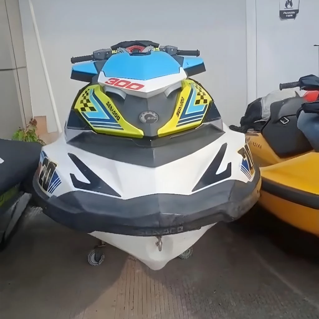 Jet ski Speed Boat Asli Sea-Doo RXP-X 300 Bekas Motor Jetski Jetsky