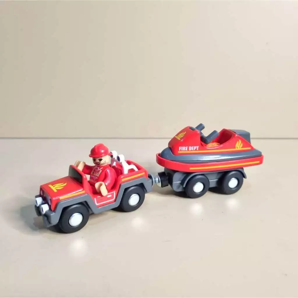 Mobil pemadam kebakaran jet ski sambungan magnet set dengan minifigure mainan kereta track kayu