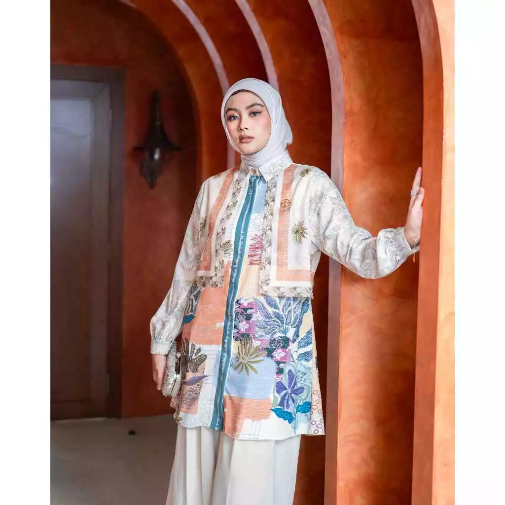 Auto-Glowing! 10 Rekomendasi Hijab yang Bikin OOTD Kamu Naik Kelas dalam Sekejap.
