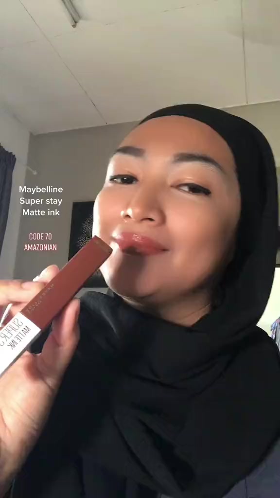 Maybelline superstay matte ink  Code 70   Kaler brown juga eh. Ingatkan oren oren gitu.  #amazonian #julia_perez