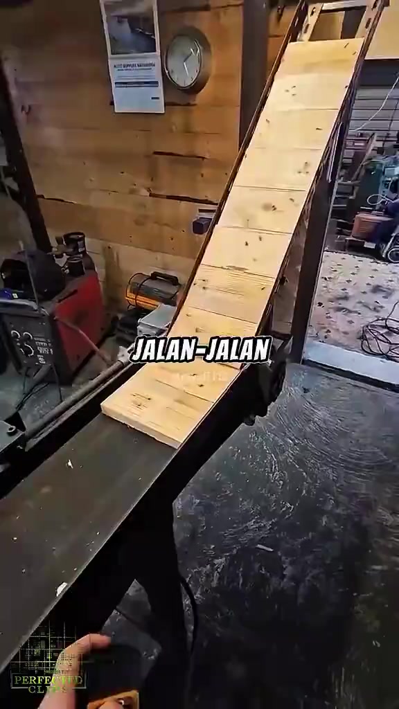 Hidup banyak gaya, tapi hutang nya di mana - mana #fyp #ceritalucu #humor #satisfying