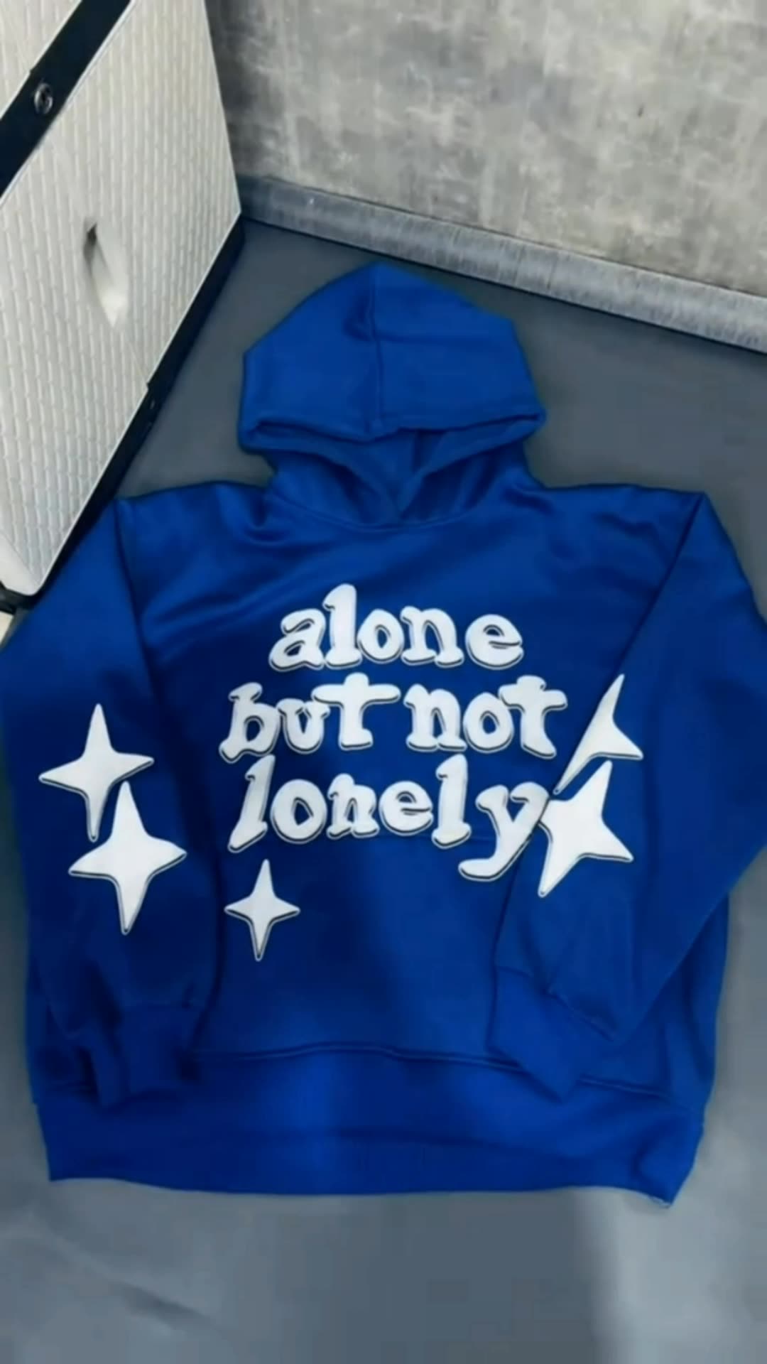 hoodie boxy alone but not // hoodie boxy unsiex // Hoodie pria wanita keren #RacunShopee #hoodieboxy #hoodiemurah