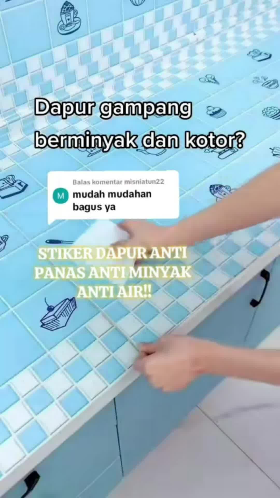 stiker dapur anti minyak dan air #RacunShopee #shopeevideo #stikerdapur #stikerdinding