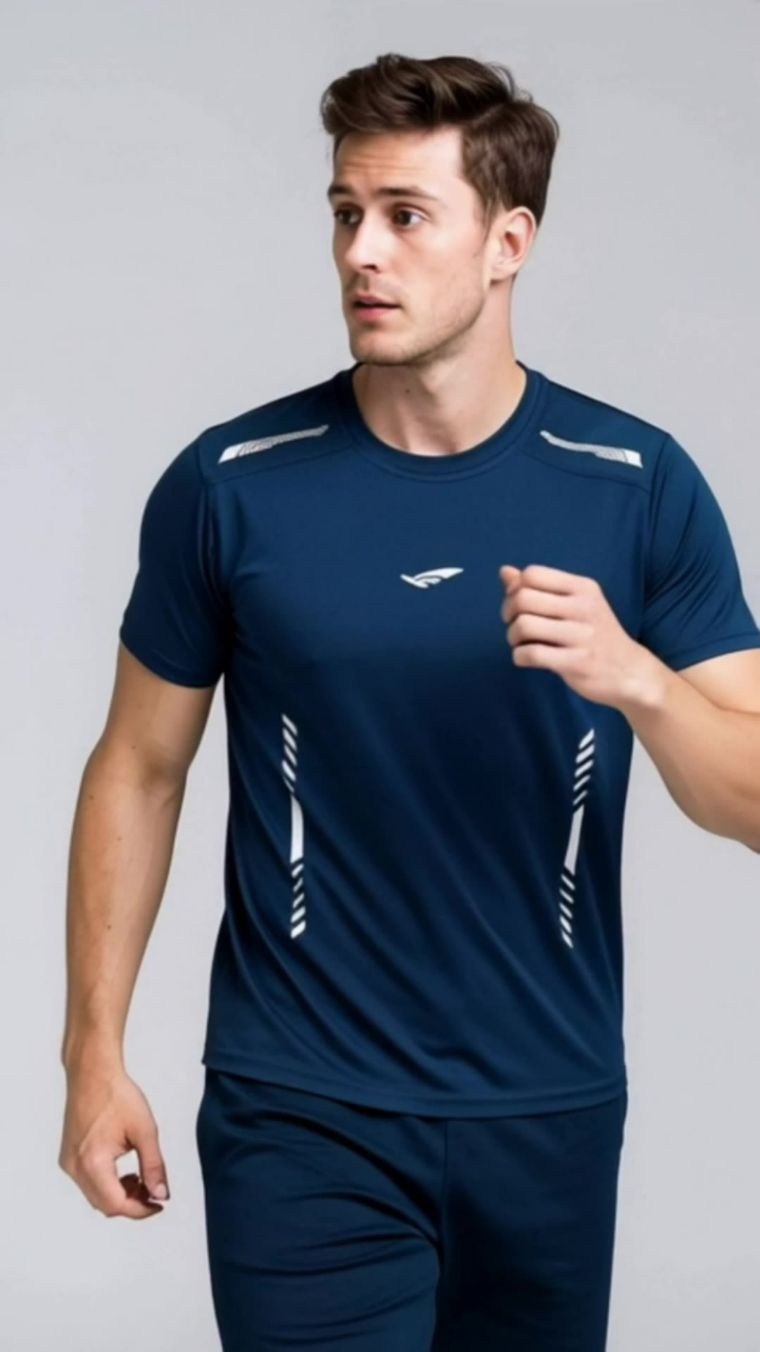 Kaos gym sporty dengan desain sederhana dan logo sablon #kaosgym #futsal #olahraga #fitness #kaospendek #Eiffmall