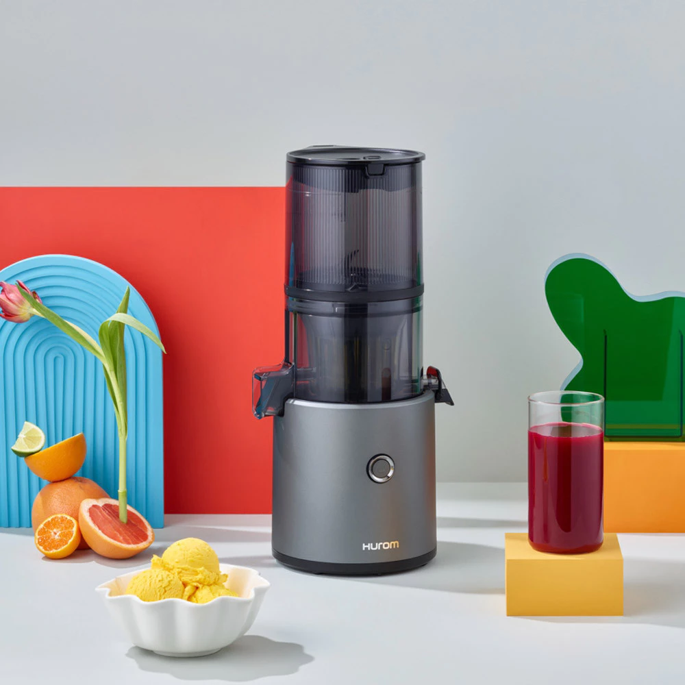 Informa Hurom Slow Juicer H-300E - Abu-Abu Titanium Pembuat Jus Alat Pengekstrak Juice Maker Pembuat Minuman Ekstraktor Alat Peras Buah Minuman Sehat